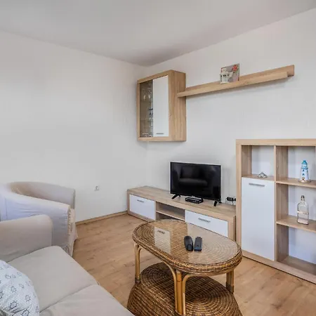 Holiday home Beautiful In With House Sea View *